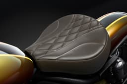 125th Anniversary Special Edition Royal Enfield Classic 650 seat